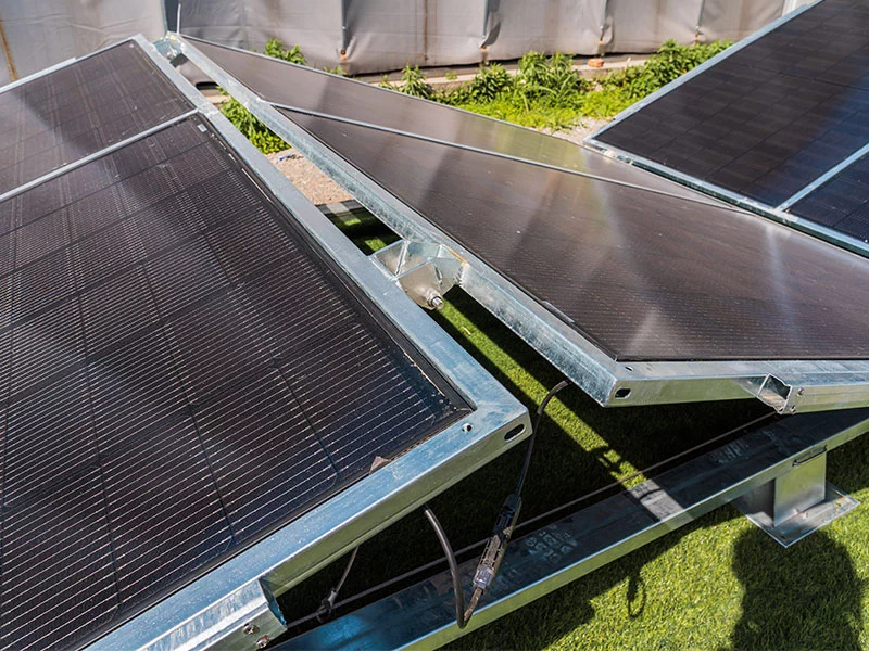 LZY-MSC1's folding solar panel